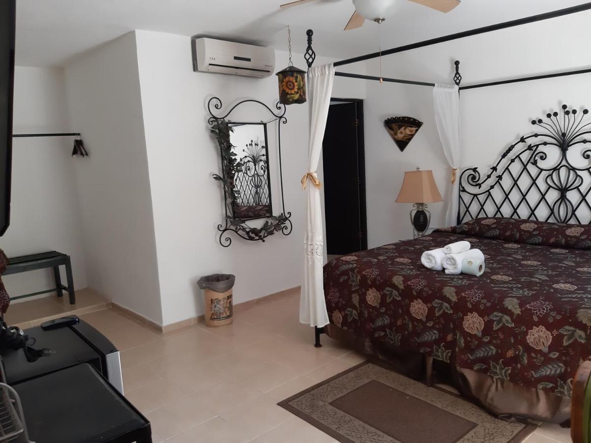 Hotel Palacio Canton Valladolid  Bagian luar foto
