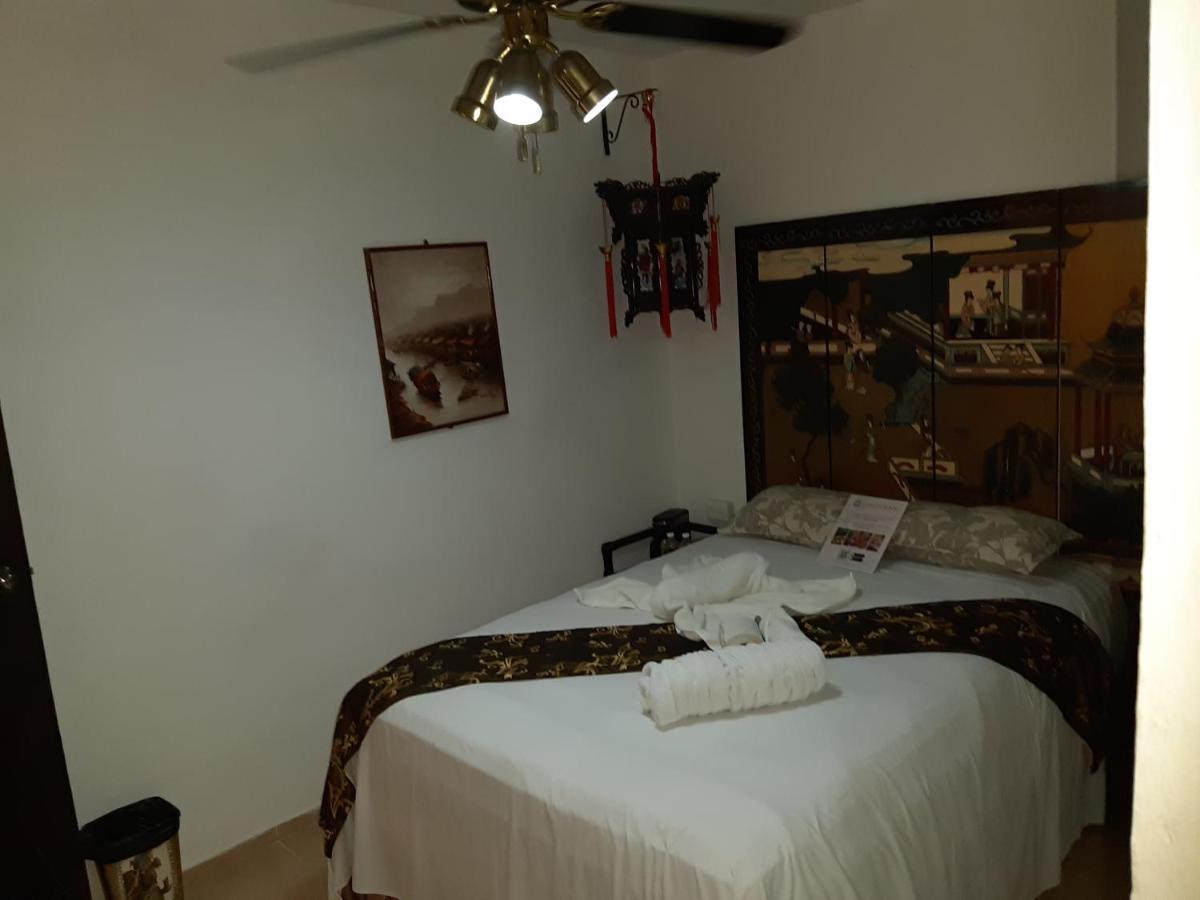 Hotel Palacio Canton Valladolid  Bagian luar foto