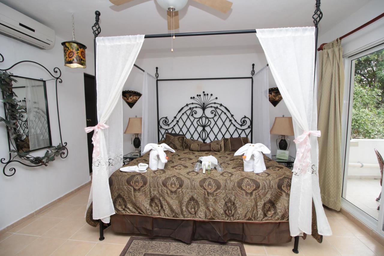 Hotel Palacio Canton Valladolid  Bagian luar foto