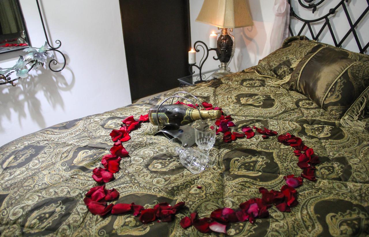 Hotel Palacio Canton Valladolid  Bagian luar foto